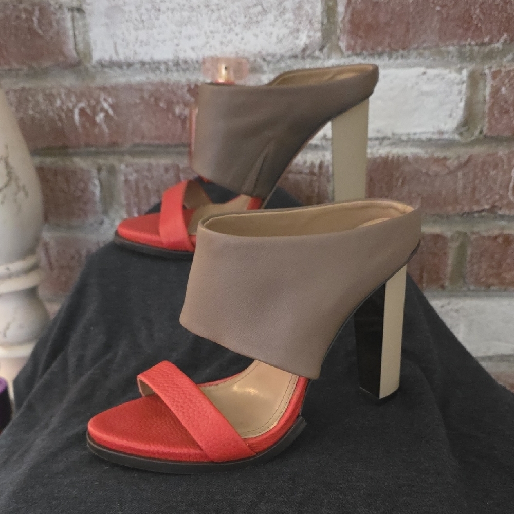Stylish Coral and Taupe Women's Sandals - Picture 4 of 10